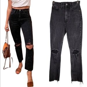 Abercrombie & Fitch Ultra High Rise Mom Jean Distressed Washed Black